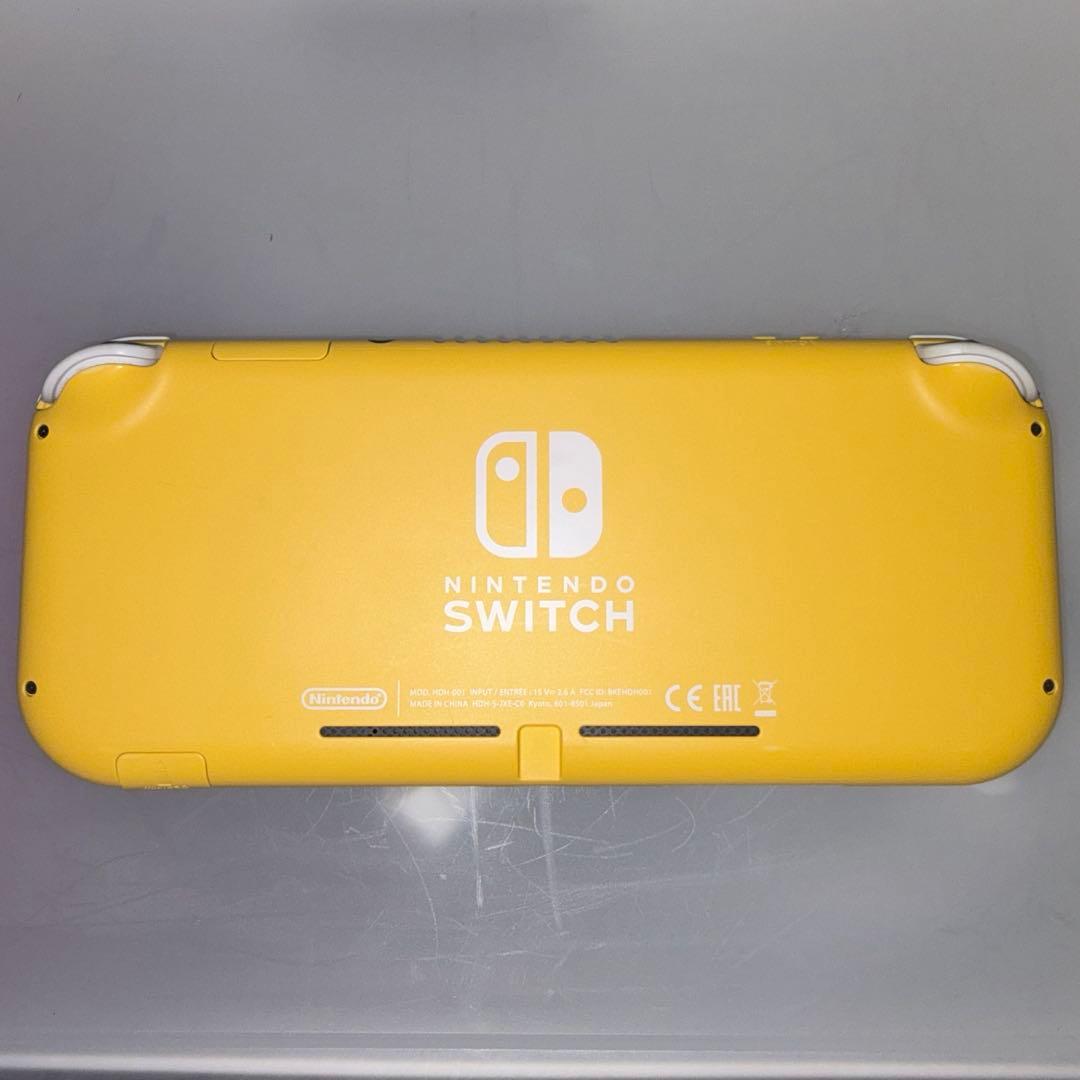ニンテンドースイッチ　ライト　イエロー