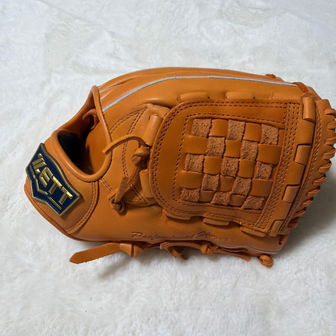 ゼット　硬式内野手用　新品未使用　袋付き　源田型