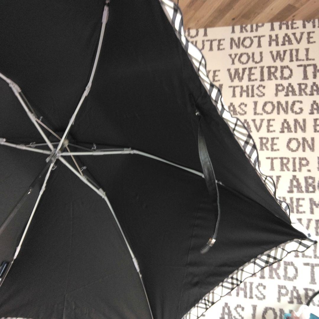 バーバリー　折り畳み日傘②　ブラック　フリル　チェック