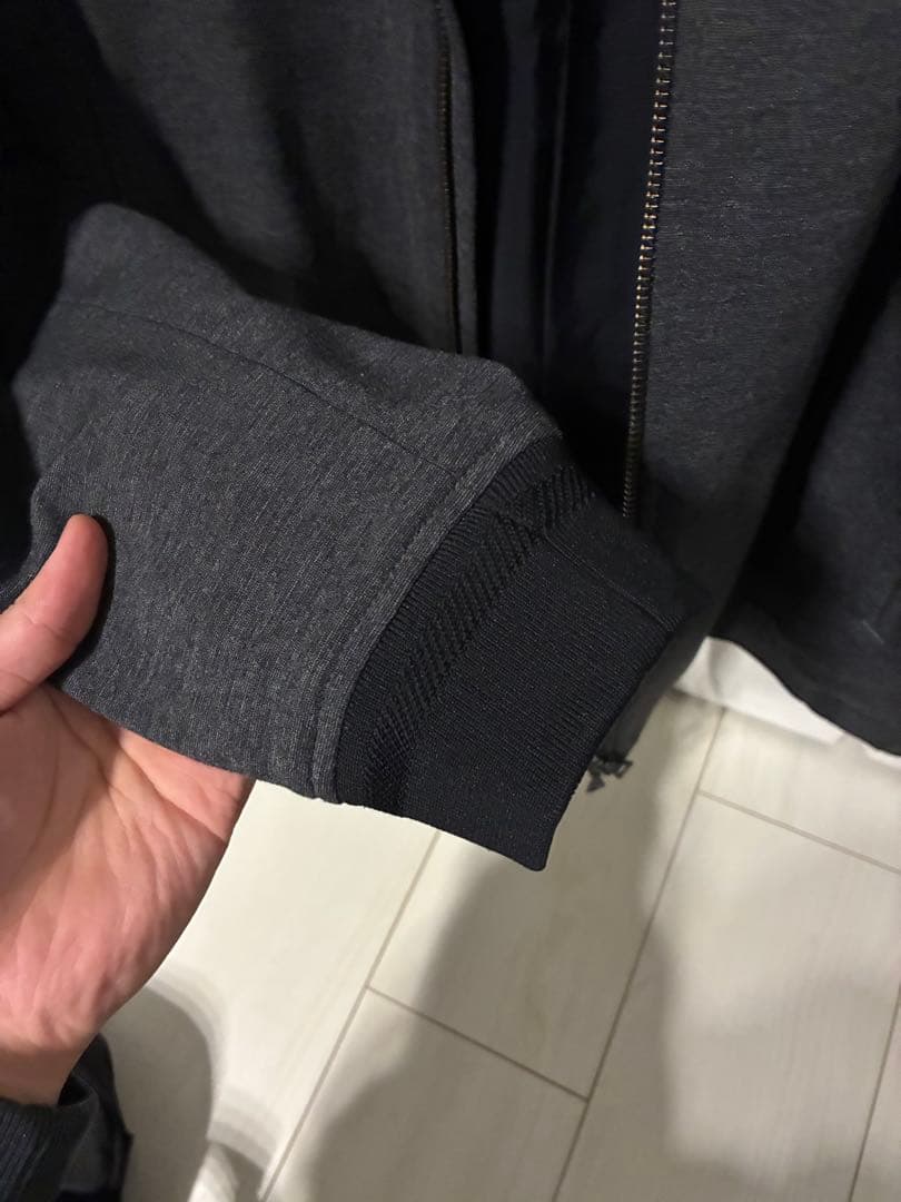 Theory グレー MA-1ジャケット