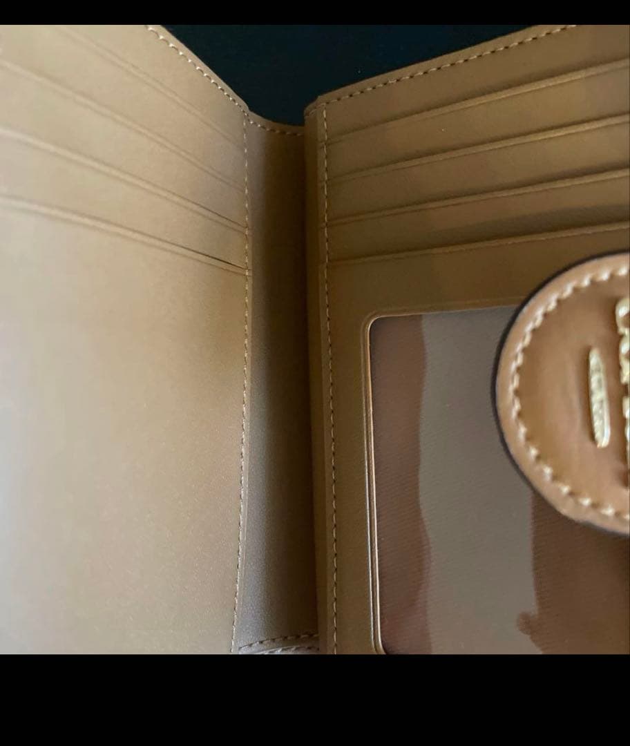 【とらねこ】COACH 二つ折り財布