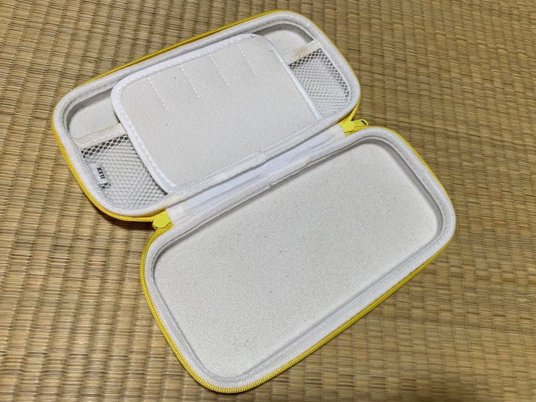 ニンテンドー　スイッチ　ライト