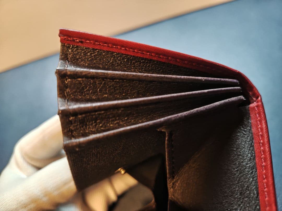 m+エムピウミッレフォッリエⅡ P25 ブスケット ロッソ