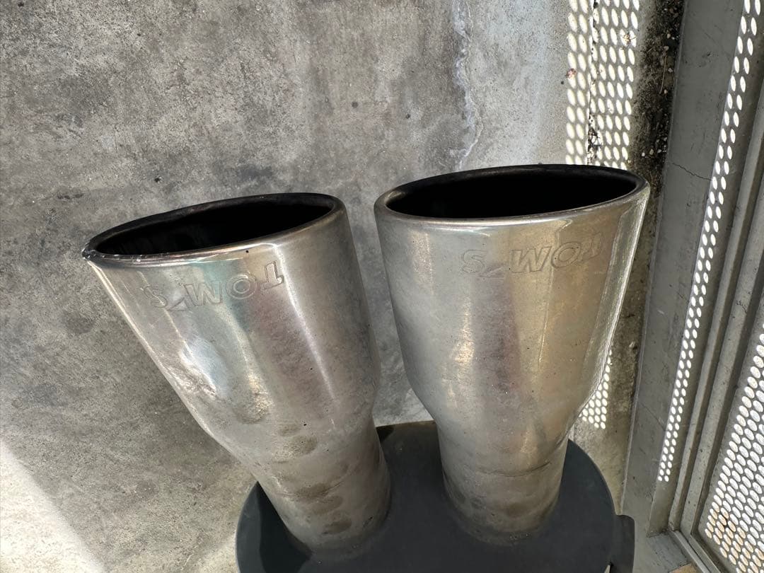 プリウス30 TOMSマフラー