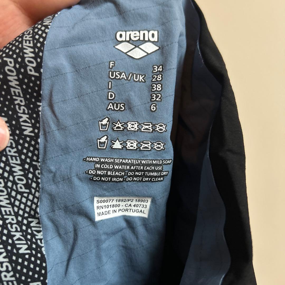 アリーナ高速水着M