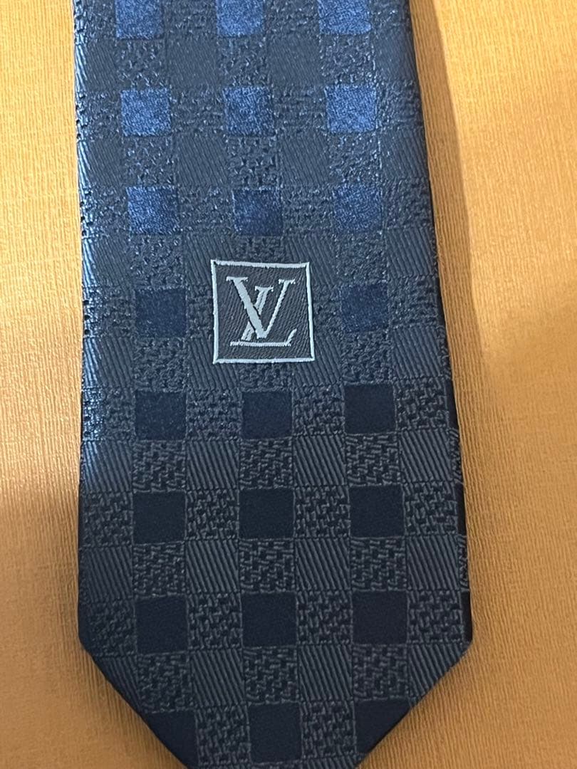 【最終値下】本体のみルイヴィトンネクタイ