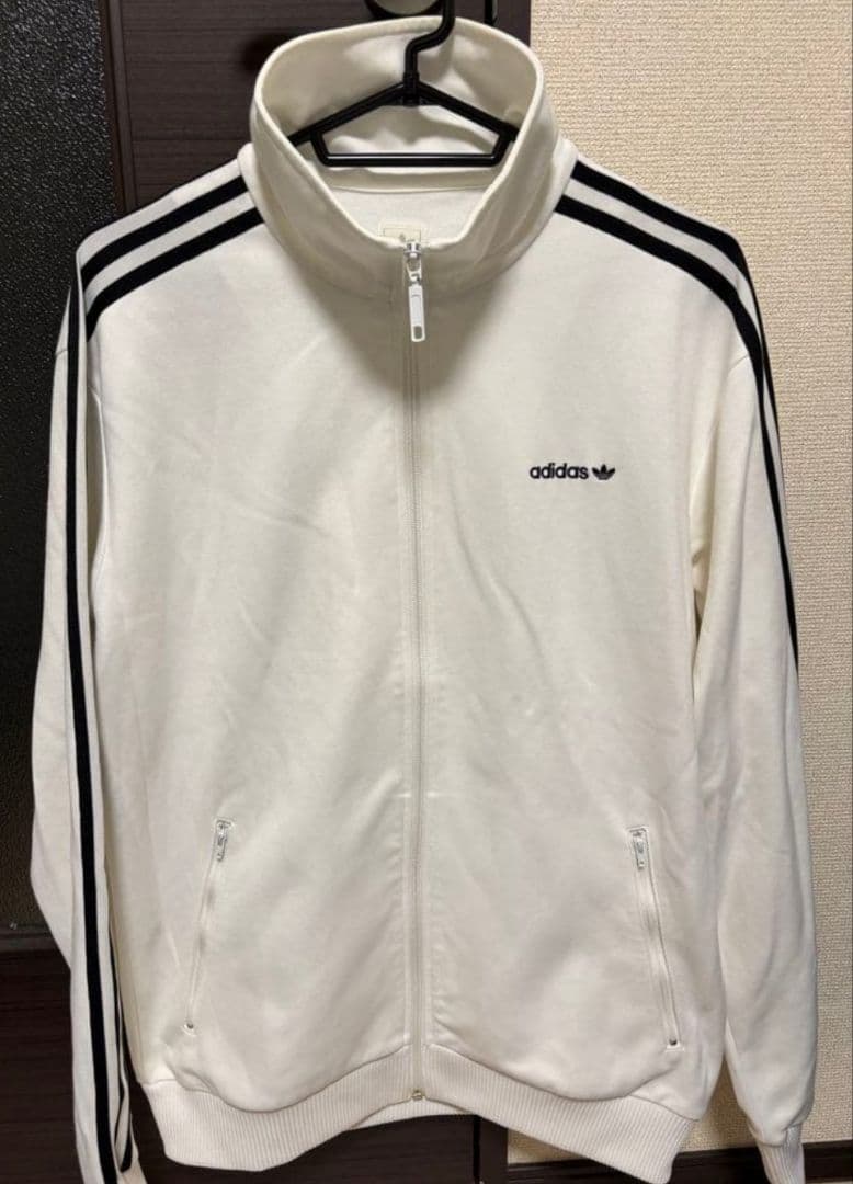 adidasトラックジャケットベッケンバウアーホワイト×ブラックXO