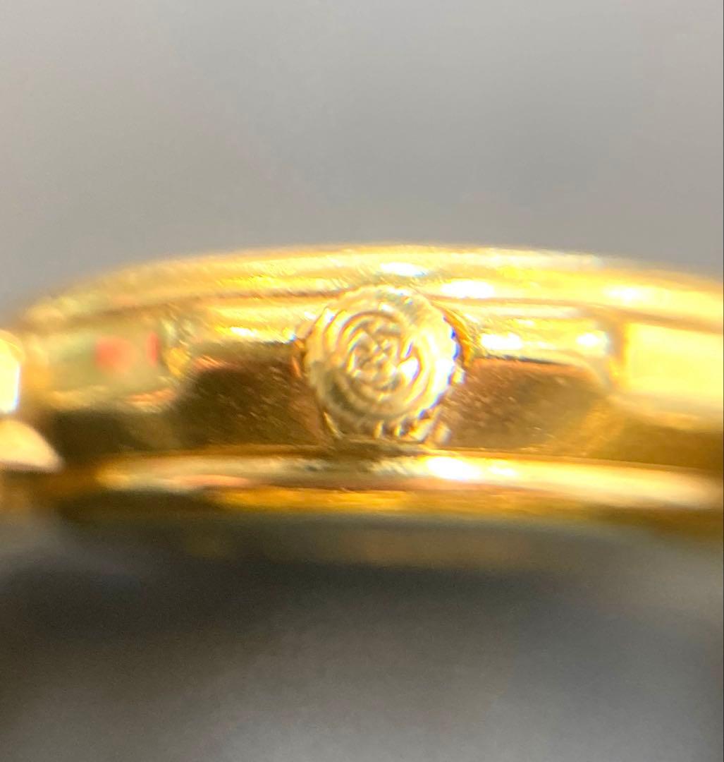 1/10まで出品‼️GUCCIグッチ腕時計(クォーツ) 文字盤シェル電池新品