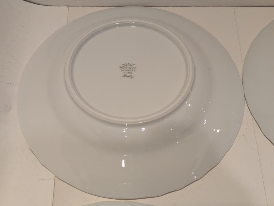 る*り様 Richard Ginori ベッキオホワイト スーププレート 24c