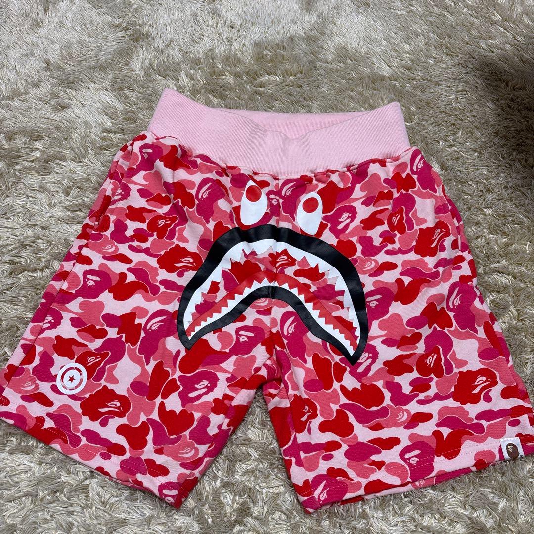 A Bathing Ape ピンクカモショートパンツ