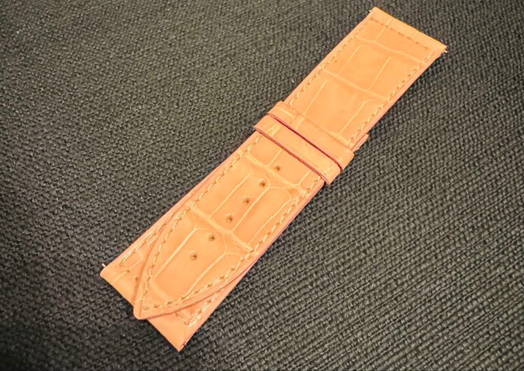 【新品 純正】フランクミュラー ロングアイランド 1200ベルト 艶ありピンク