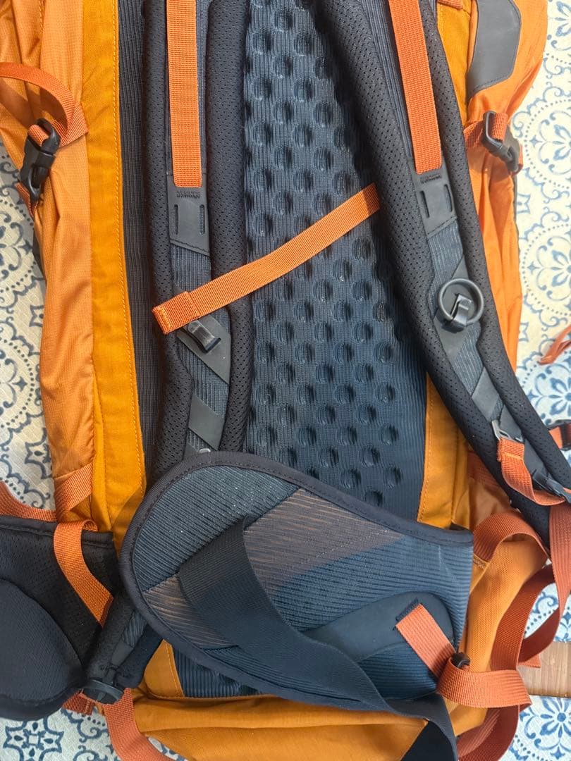 ARC'TERYX Axios 50 廃盤　新品未使用！