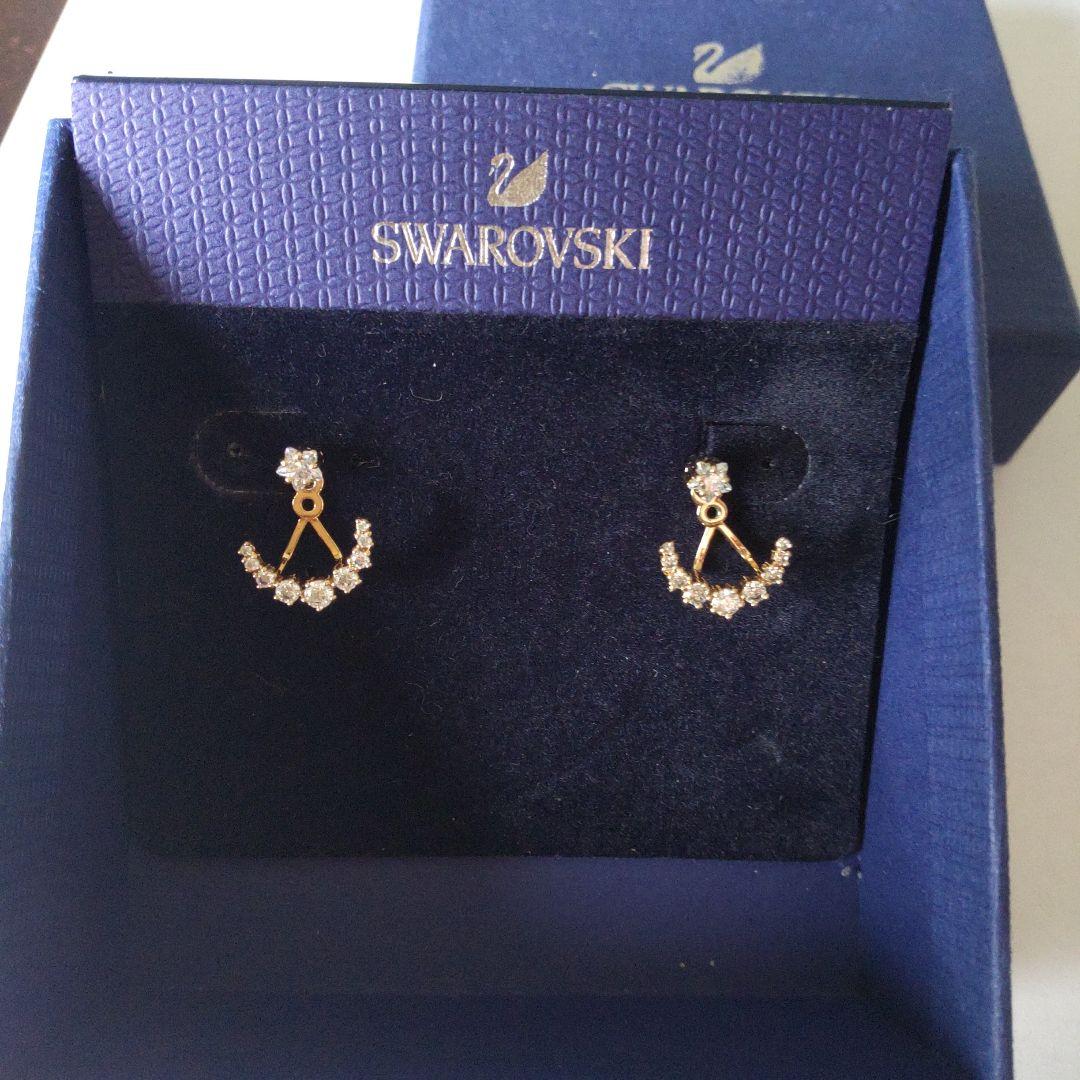 週末お値下げ スワロフスキー moonsun ピアス 正規品
