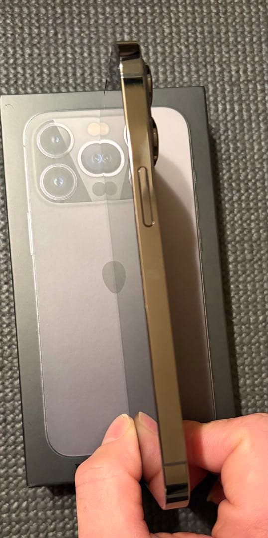 Apple iPhone 13 Pro グラファイト 本体 256GB