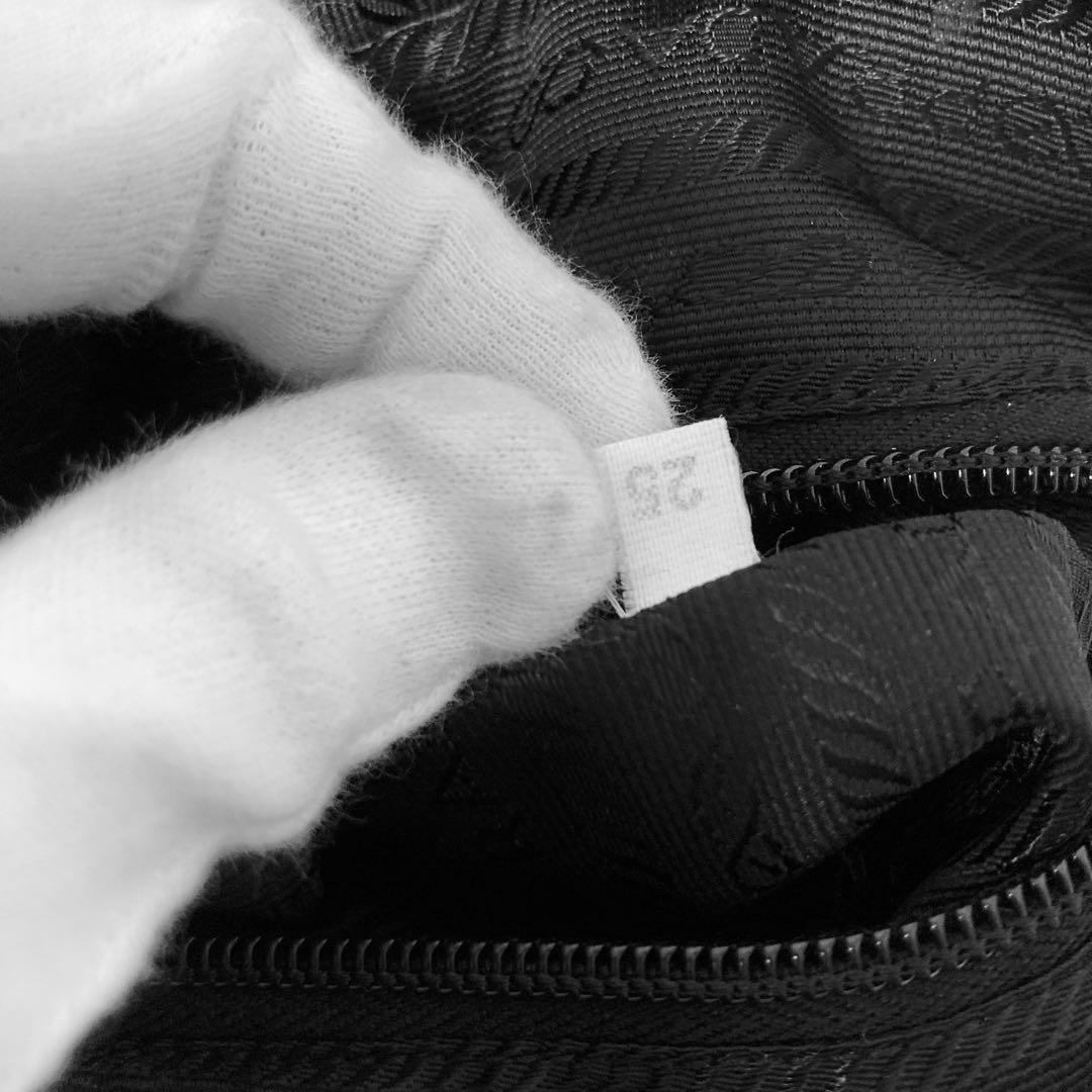 良品　PRADA プラダ　ショルダーバッグ　トートバッグ　ブラック　黒　ナイロン