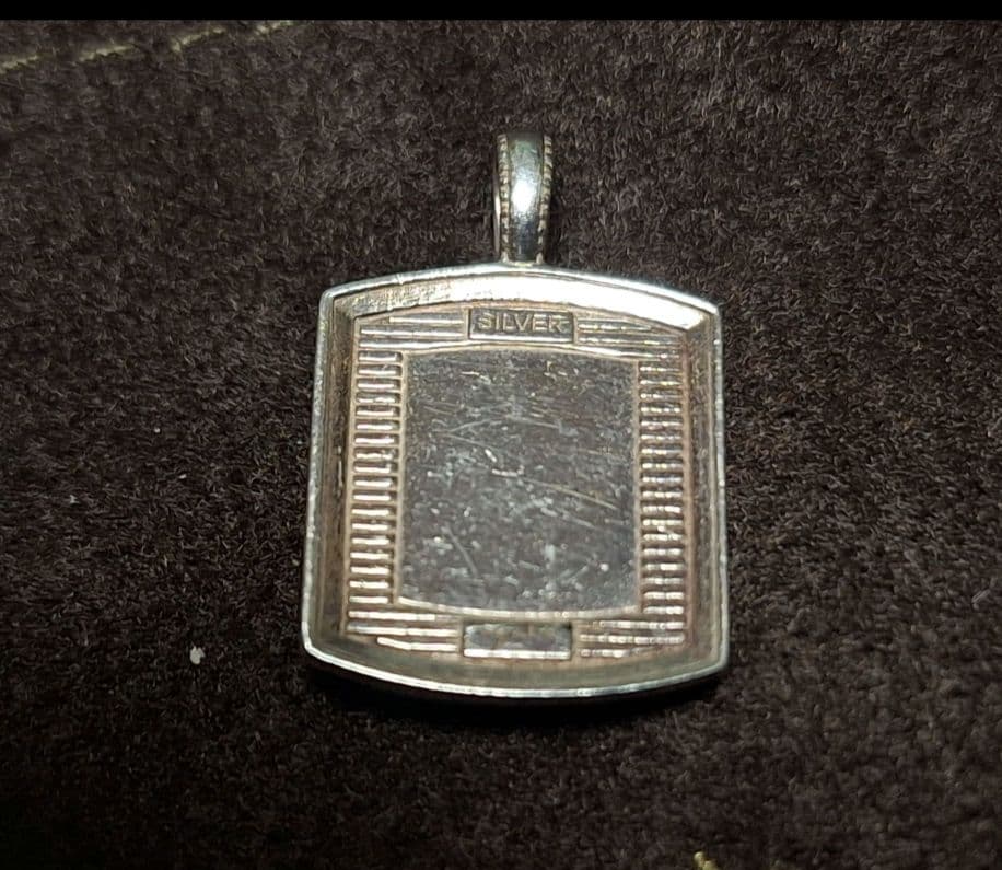 アガット　agete 　ローマンガラス　チャーム