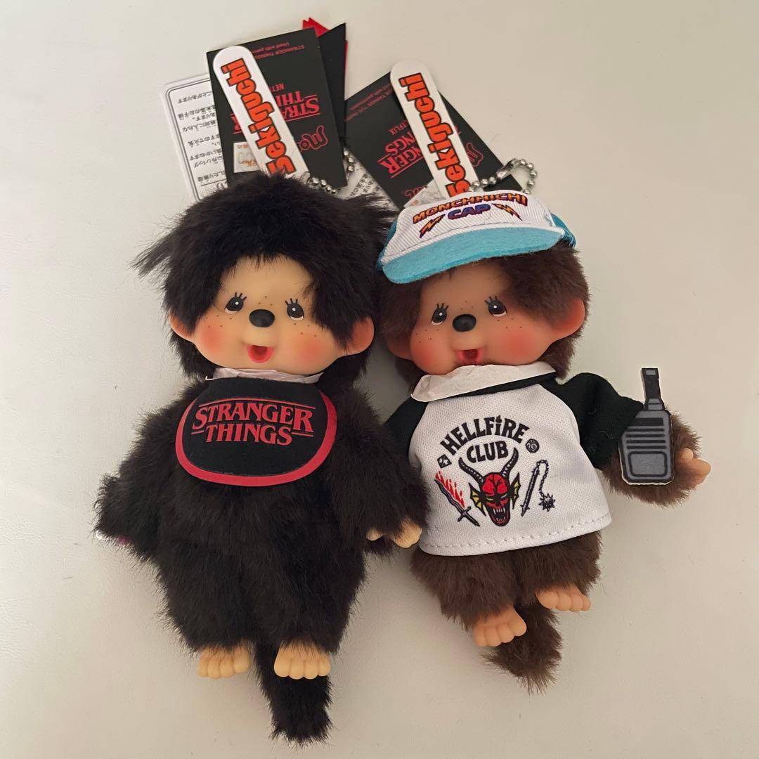 モンチッチ　ストレンジャーシングス　キーチェーン