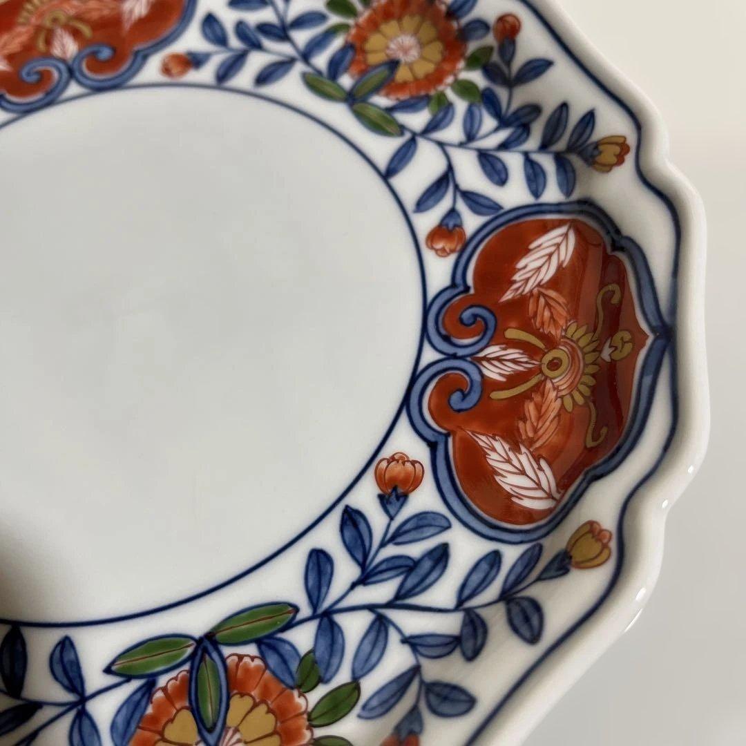 源右衛門　古伊万里風錦唐花紋　銘々皿２枚 18センチ