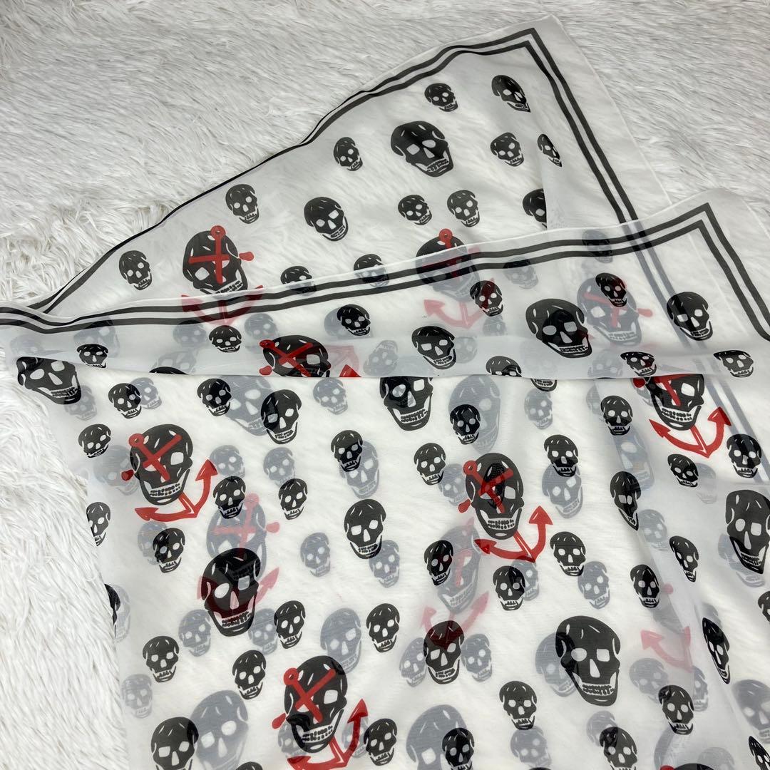 アレキサンダーマックイーン　スカーフ　スカル　ドクロ