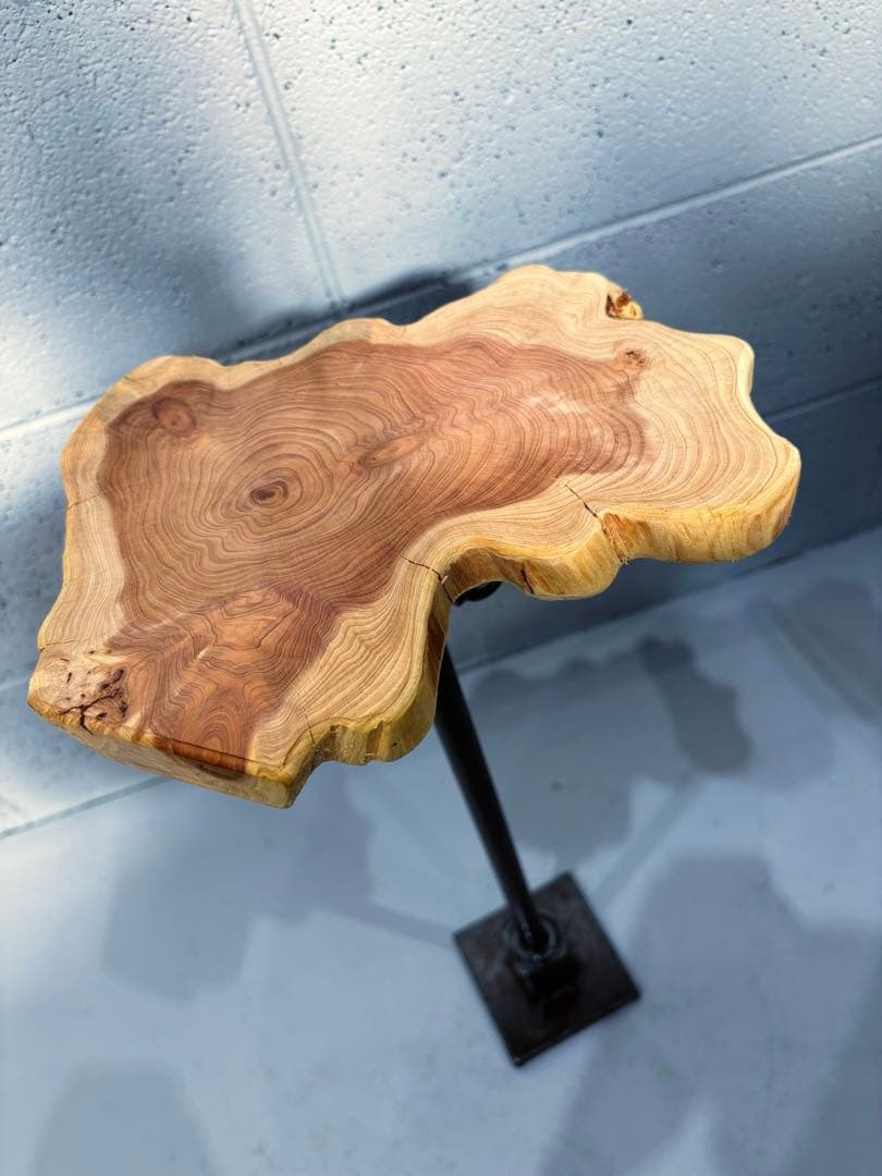 貝塚伊吹サイドテーブル　コーヒーテーブル　ナイトテーブル　観葉植物置き台