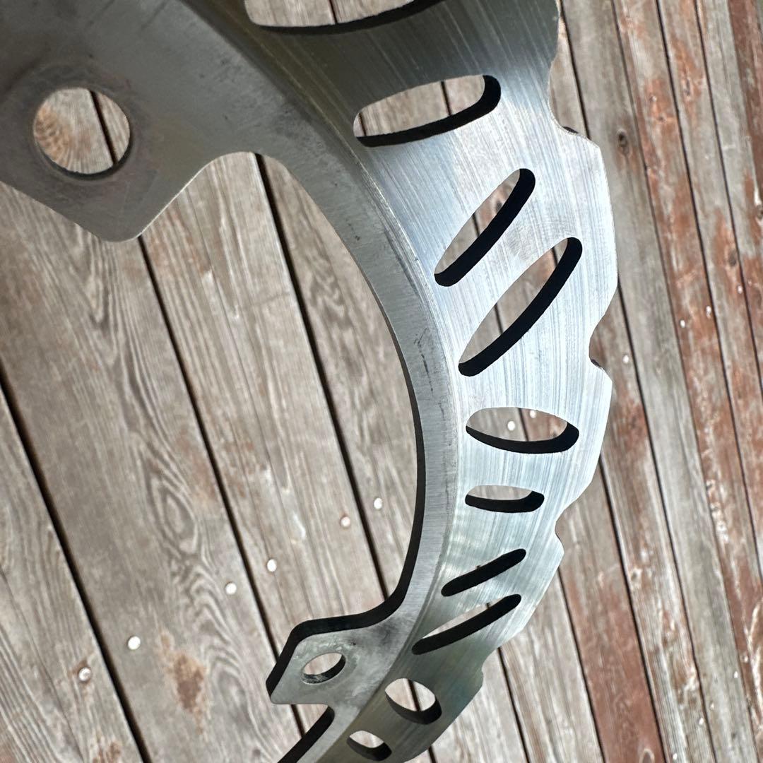 GSX-R125 ブレーキディスク　ウエイブ スリット