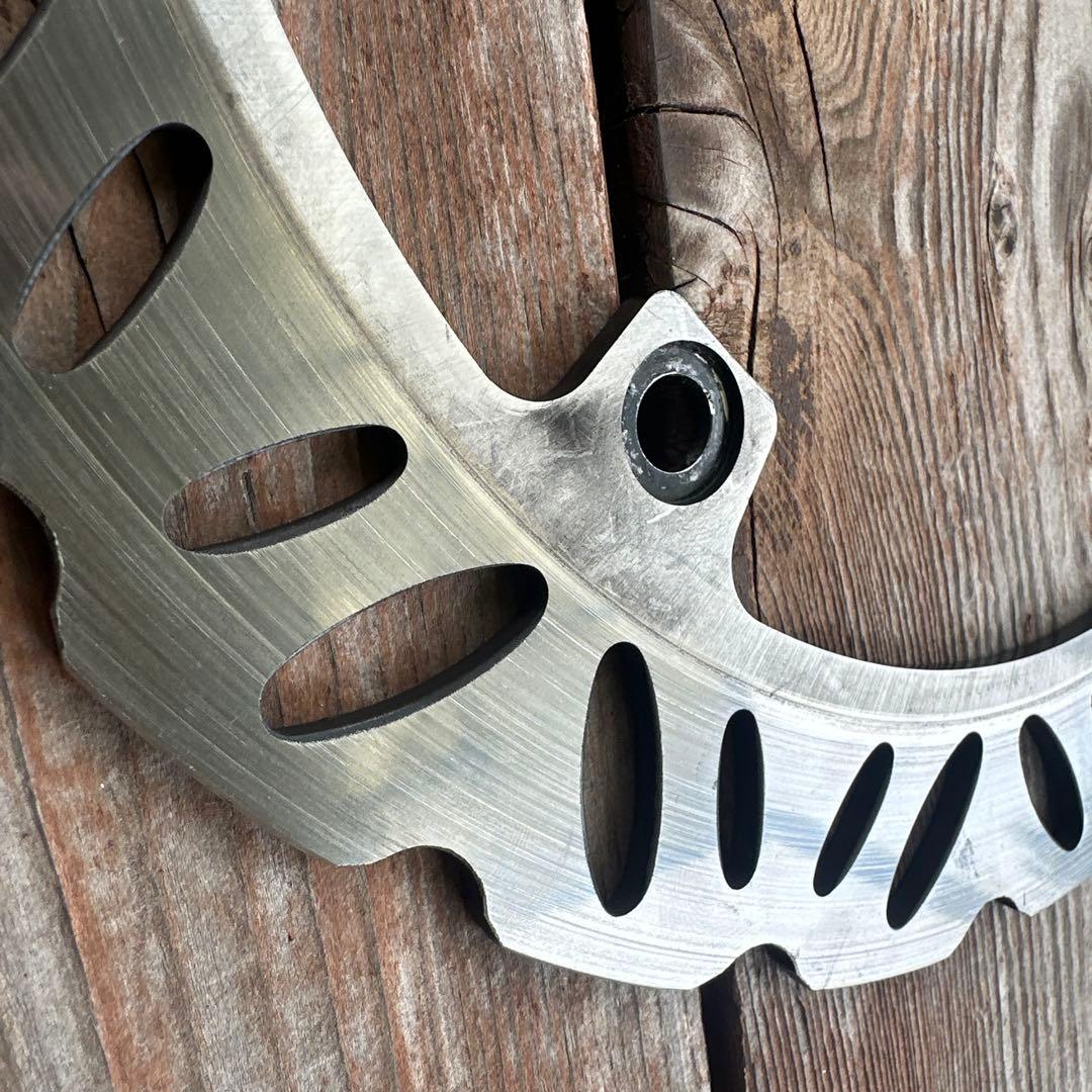 GSX-R125 ブレーキディスク　ウエイブ スリット