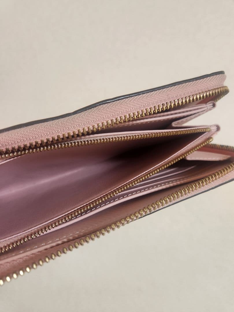 Louis Vuitton ヴェルニ　ジッピーウォレットピンク 長財布