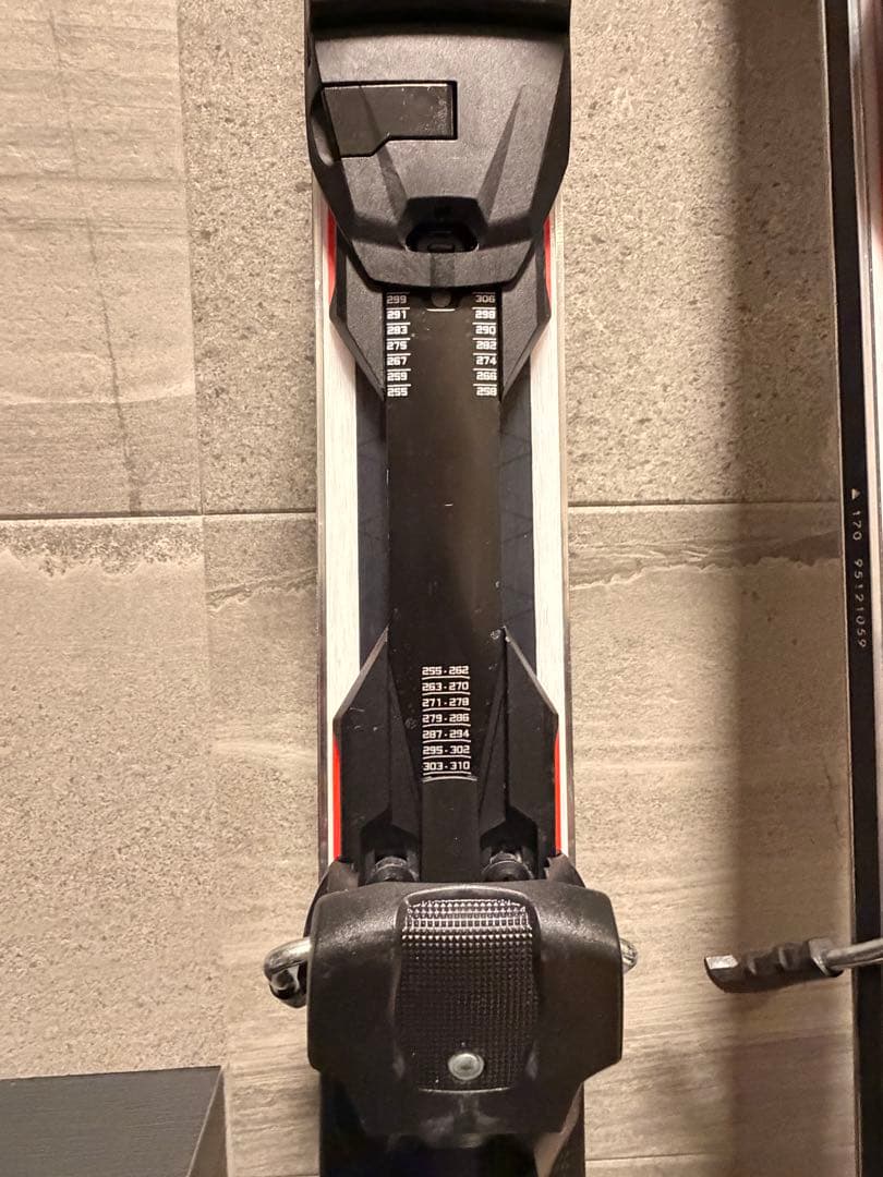 フィッシャーBrilliant RC ONE Multiflexビンディング付き