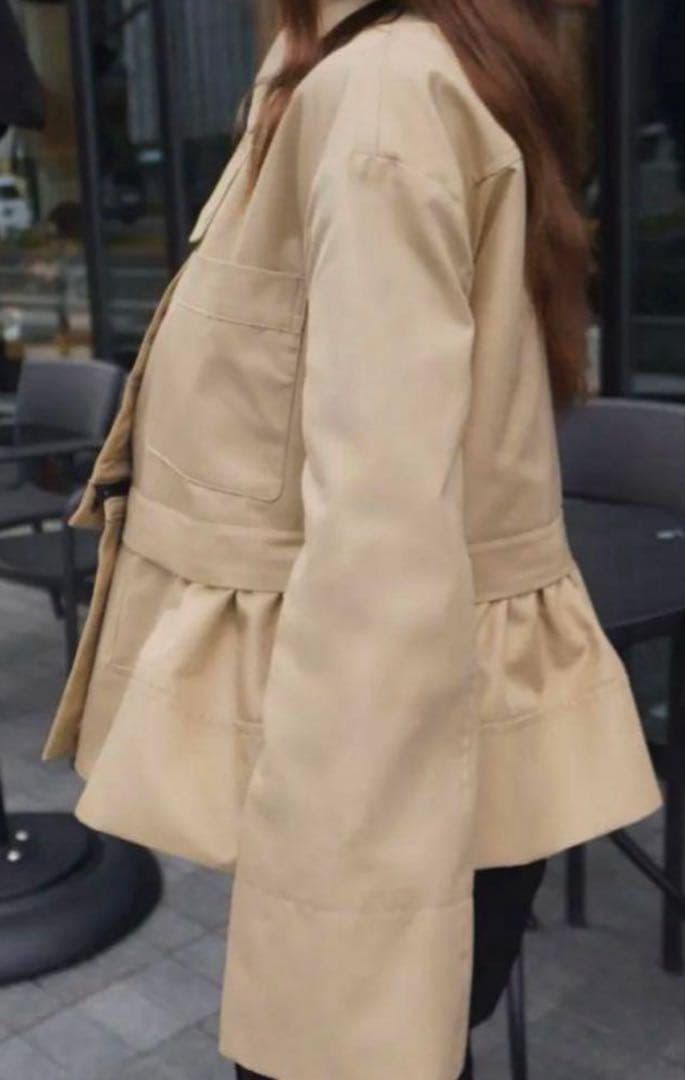 限定お値下げ中HYEON 2waytrench coat / beige正規品