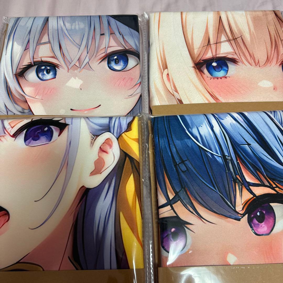 アニメキャラ　　バスタオル、タペストリー まとめ売り