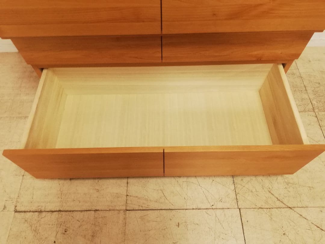 モデルルーム展示品 丸田木工 アルダー材 高級モダンチェスト 桐箪笥