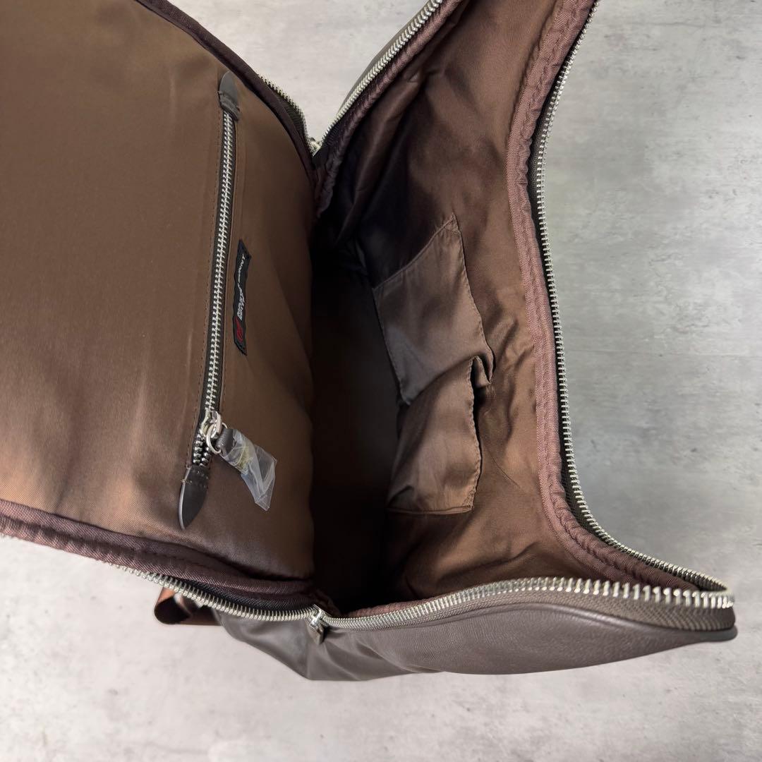 新品未使用 MASTER BUNNY EDITION ラムレザー リュック 茶