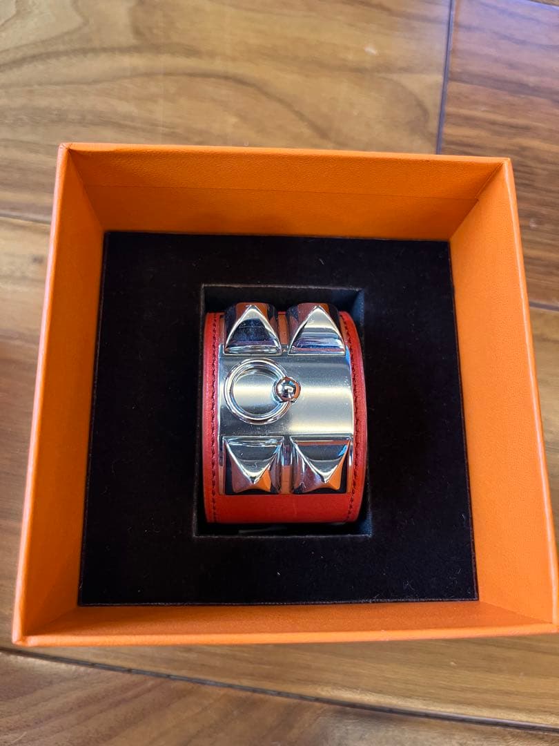 エルメス　ブレスレット コリエドシアン バングル