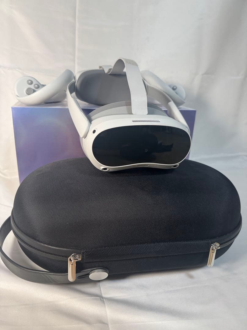 PICO 4 128GB 本体＋コントローラー＋ケース＋ケーブル