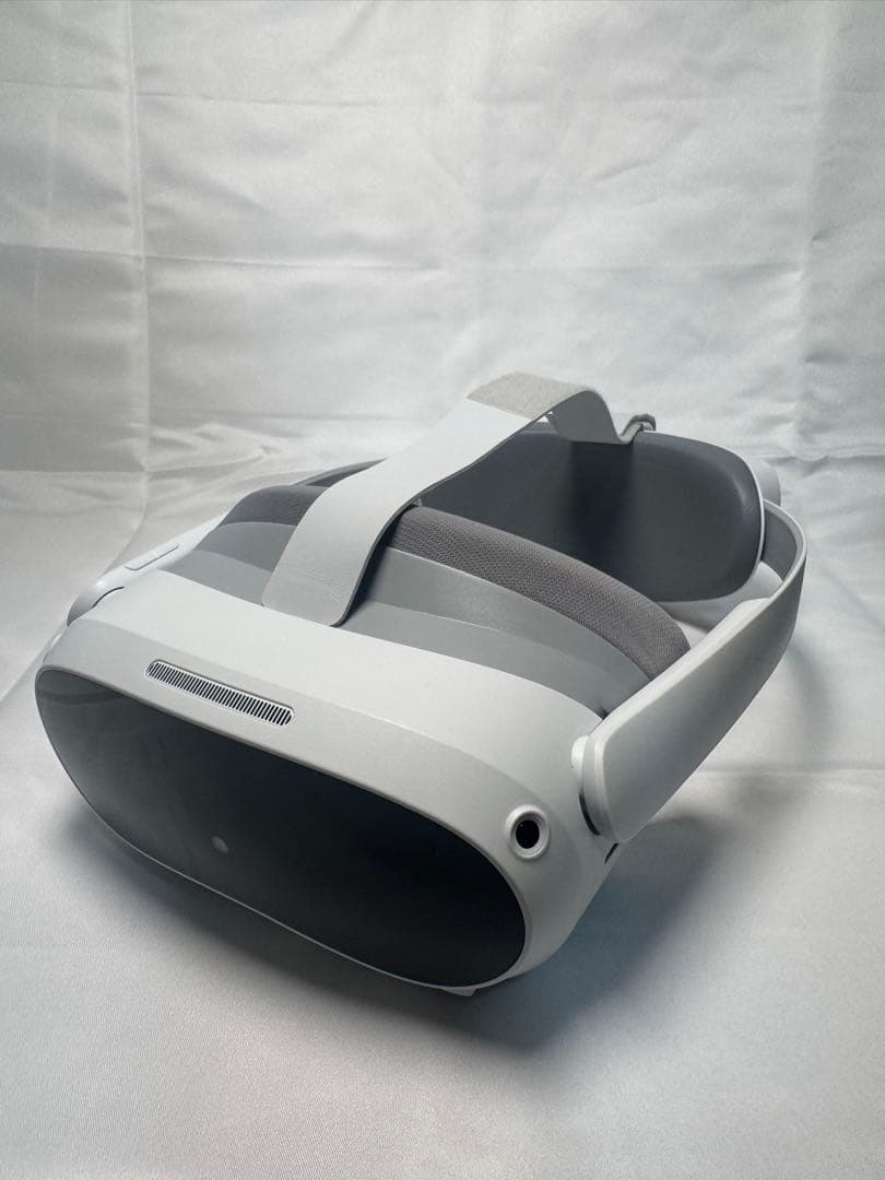 PICO 4 128GB 本体＋コントローラー＋ケース＋ケーブル