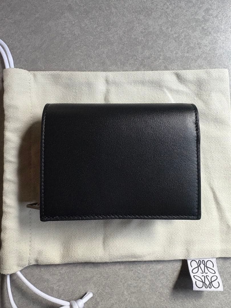 LOEWE ロエベ　二つ折り財布　パンタ コンパクトウォレット