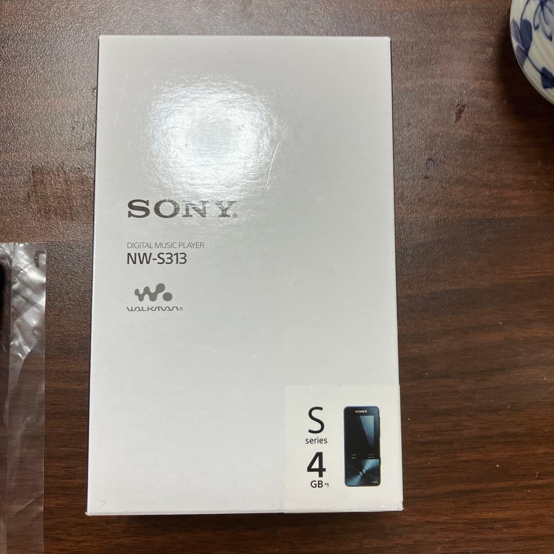 【ほぼ未使用品】Sony NW-S313 デジタルオーディオプレーヤー 4GB