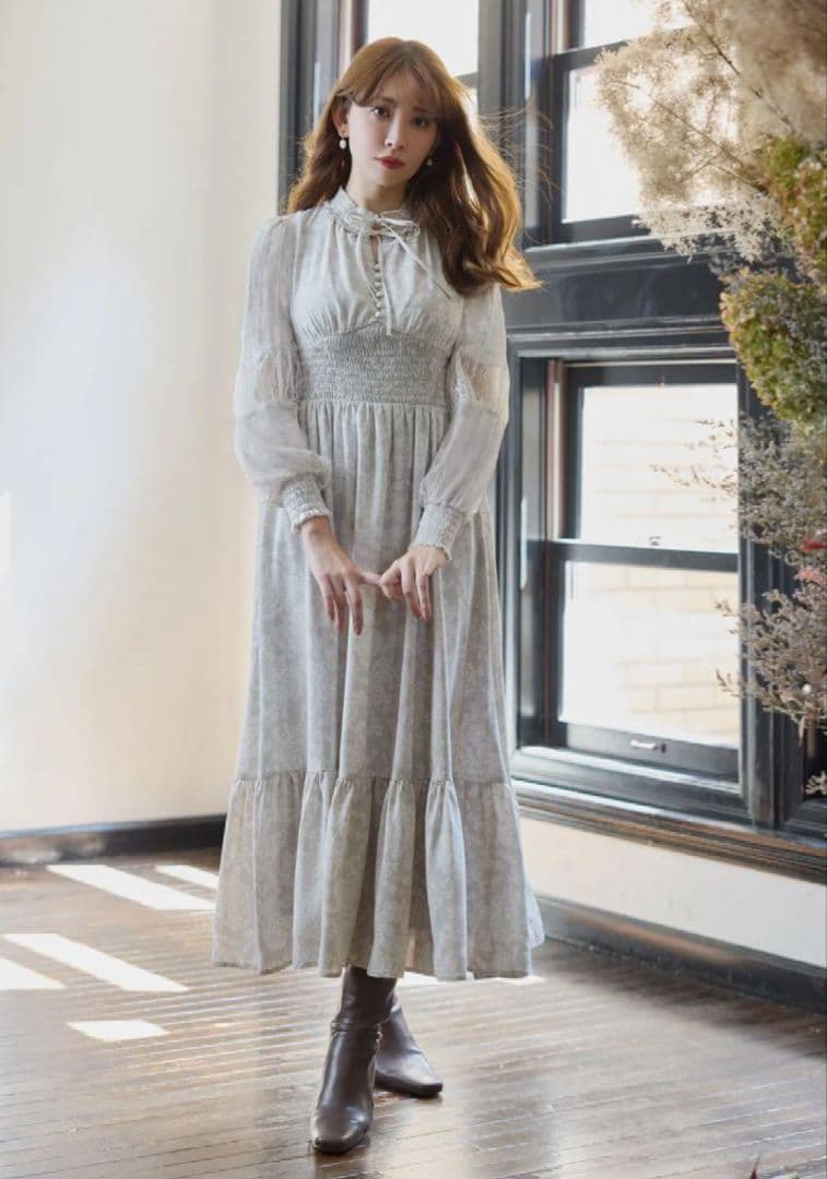 【未使用】SサイズWinter Floral Long-sleeve Dress