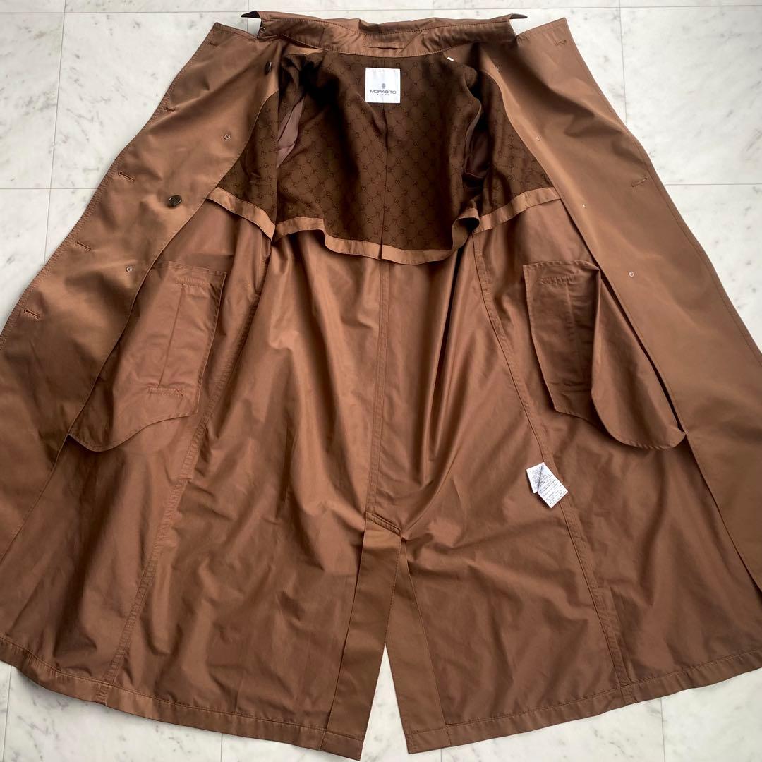 美品 モラビト 襟裏ロゴモノグラム ベルト付きトレンチコート キャメル 38