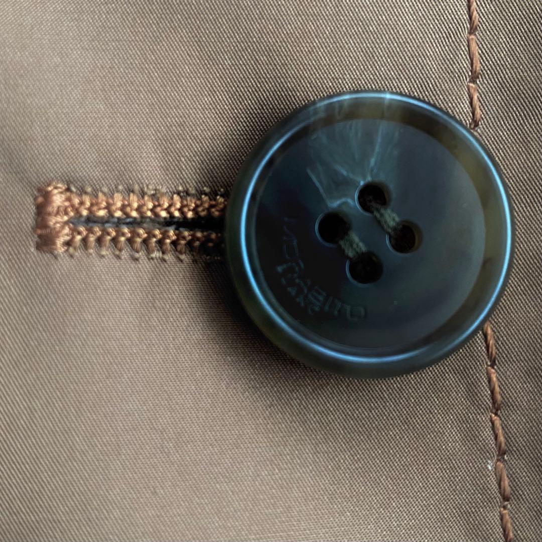 美品 モラビト 襟裏ロゴモノグラム ベルト付きトレンチコート キャメル 38