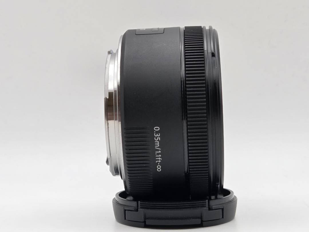 キャノン　Canon EF 50mm F1.8 STM