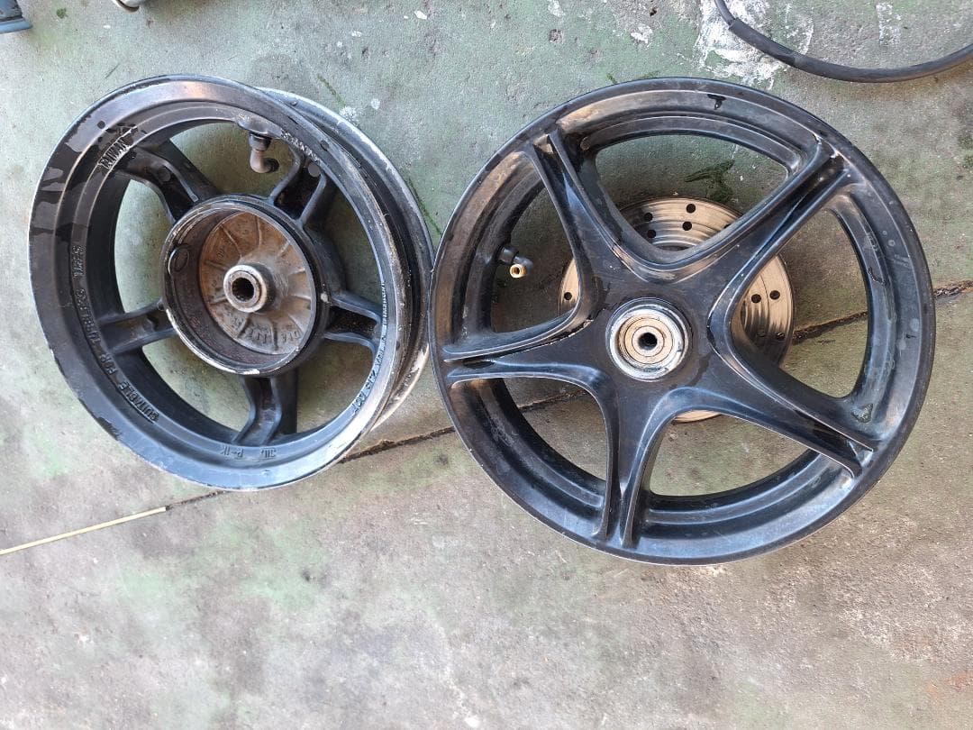 ジョグsa16 ホイール フォーク キャリパー他セット