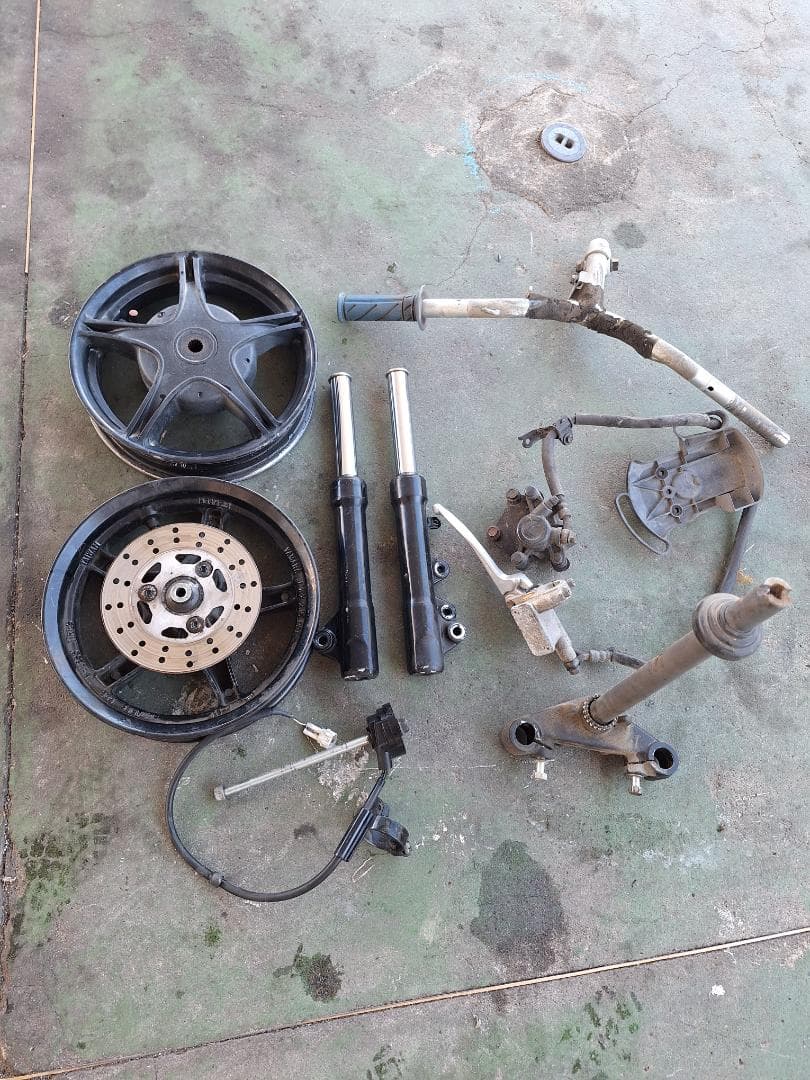 ジョグsa16 ホイール フォーク キャリパー他セット