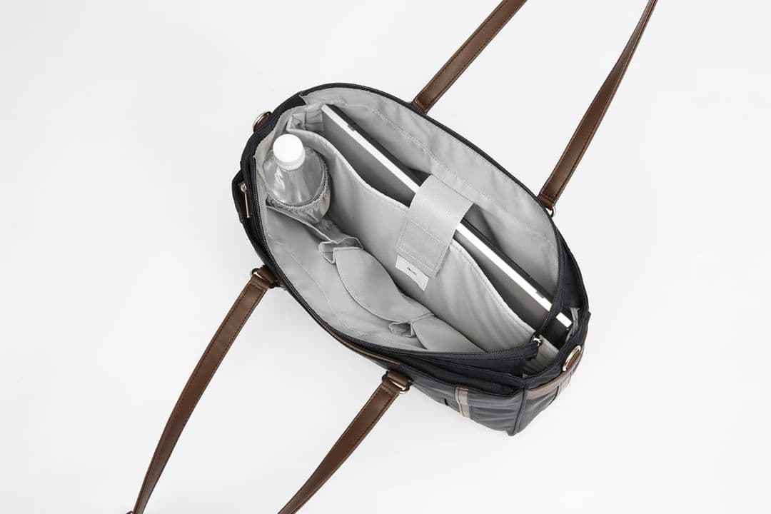 【新品 未使用】エース ビエナ2 ブラック トートバッグ 39×28×11cm