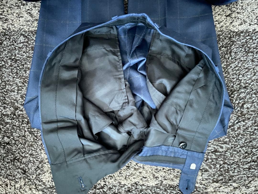 【ほぼ未使用】イタリア製セットアップスーツ44ネイビーブルー