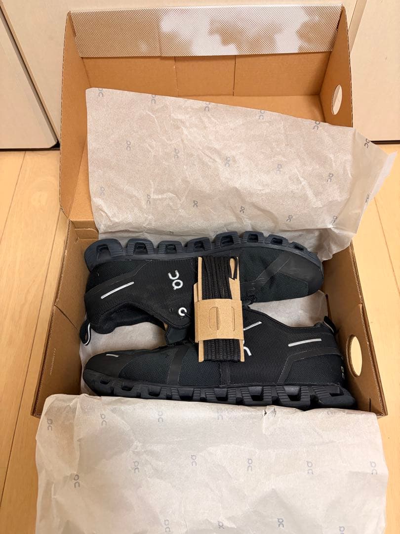 スパイク・シューズ on cloud5 water proof 25.5