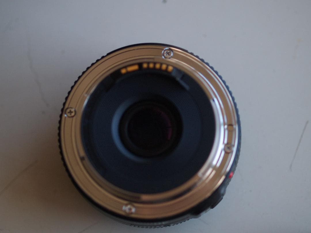 N*i様 Canon EF 40mm f/2.8 STM レンズ