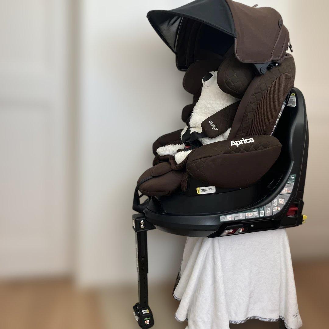 N.G様　Aprica フラディアグロウ　ISOFIX ブラウン