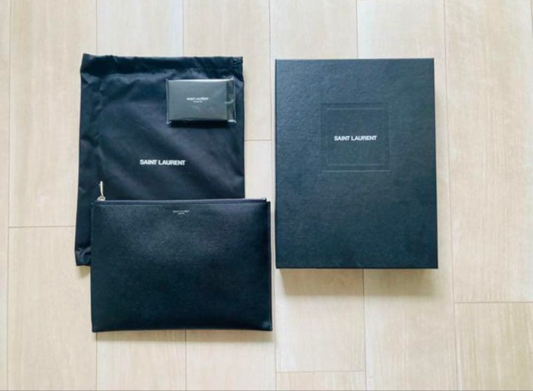 サンローラン　クラッチバック