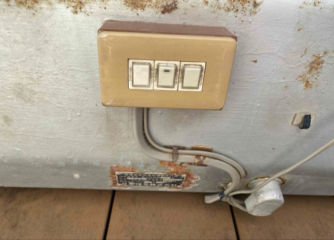 【ジャンク】車両用 信号器 【大型 信号灯機 実機 レトロ 信号機 本物】